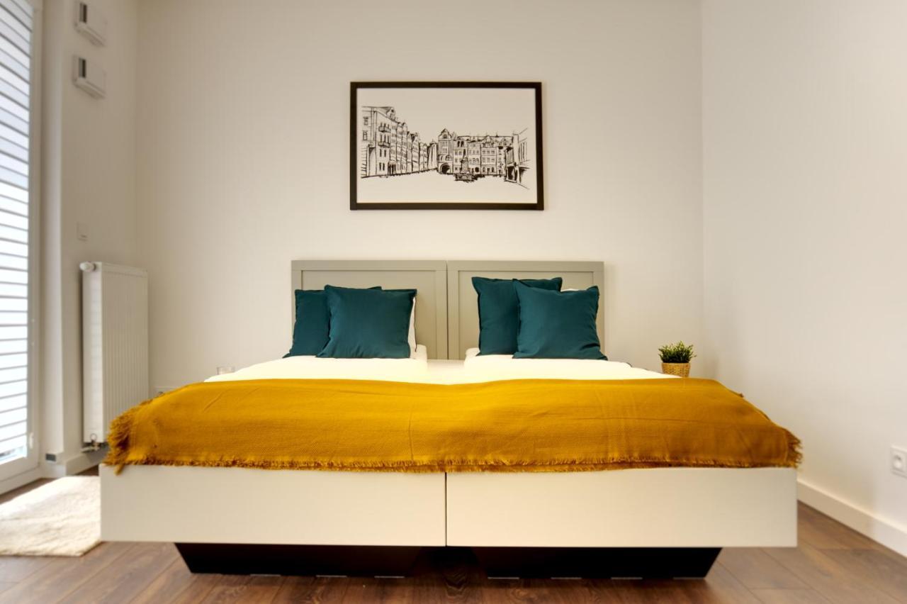 Apartment Essence Amber *